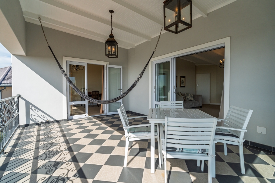 4 Bedroom Property for Sale in Kommetjie Western Cape